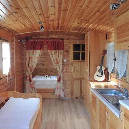 营地 Chalet Saint-Capraise-de-Lalinde